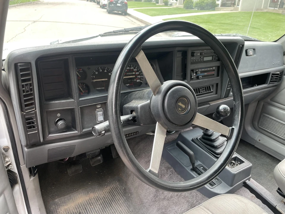 1993 Jeep XJ Cherokee - Image 26 of 31