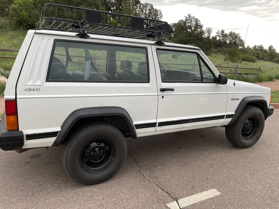 1993 Jeep XJ Cherokee - Image 5 of 31