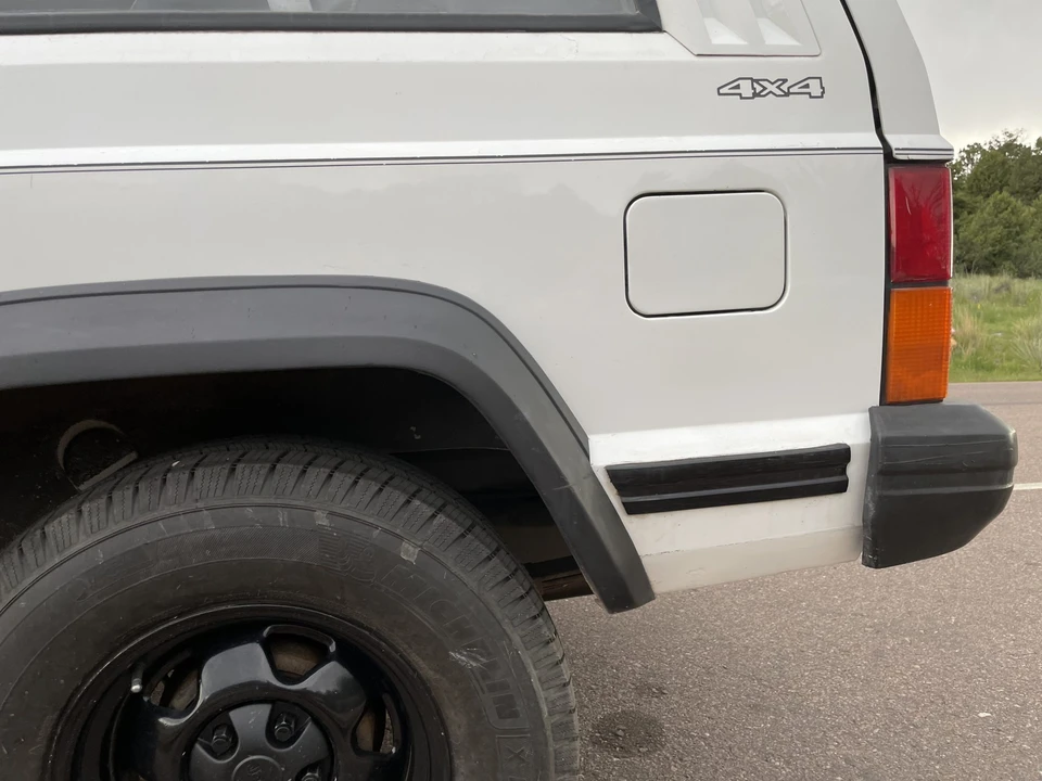 1993 Jeep XJ Cherokee - Image 14 of 31