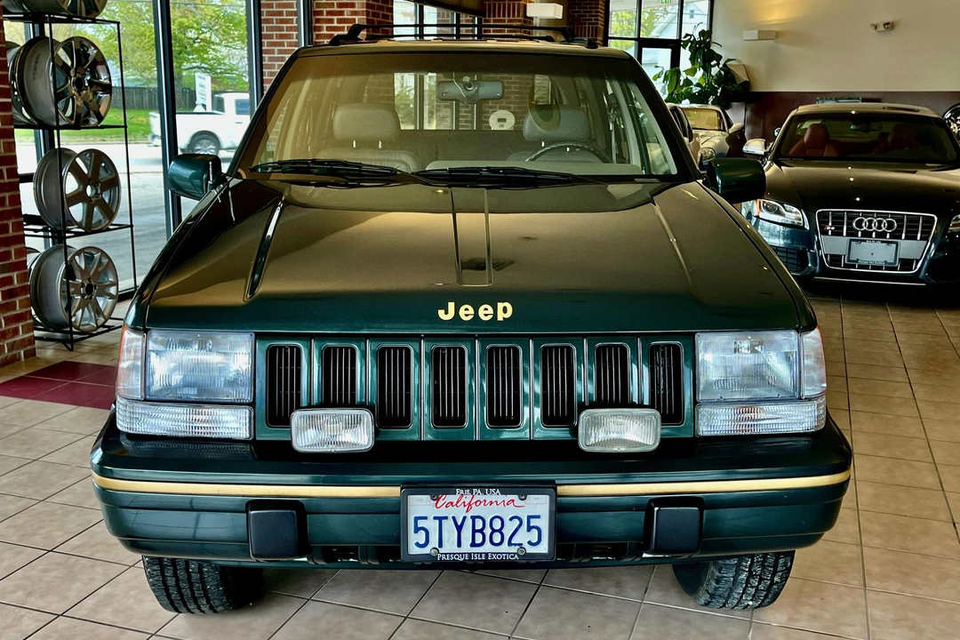 1993 Jeep ZJ Grand Cherokee - Image 2 of 31