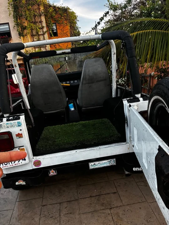 1993 Jeep YJ Wrangler - Image 2 of 5