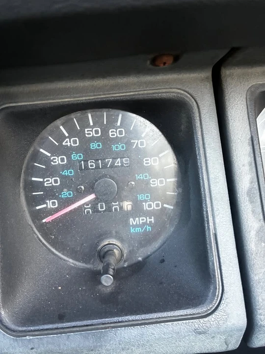1993 Jeep YJ Wrangler - Image 4 of 5