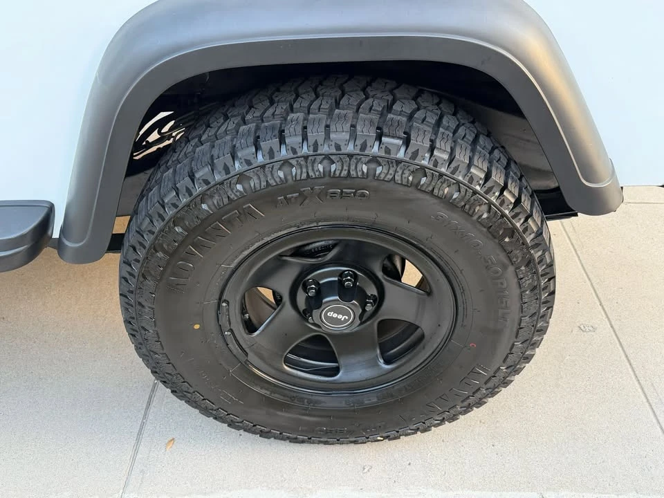 1993 Jeep YJ Wrangler - Image 9 of 19