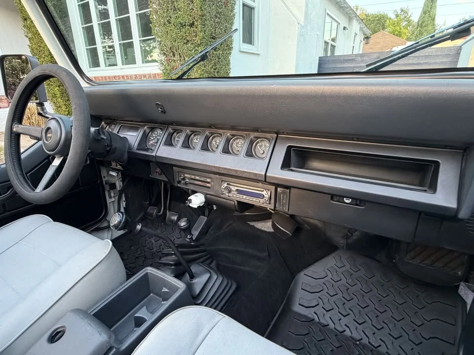 1993 Jeep YJ Wrangler - Image 6 of 19