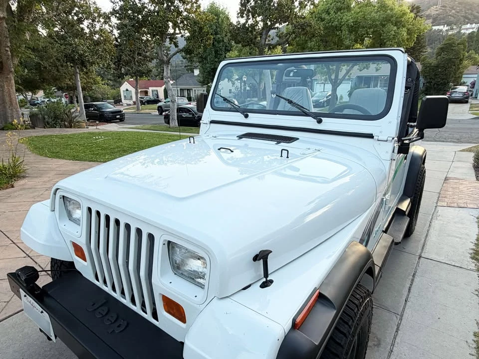1993 Jeep YJ Wrangler - Image 4 of 19