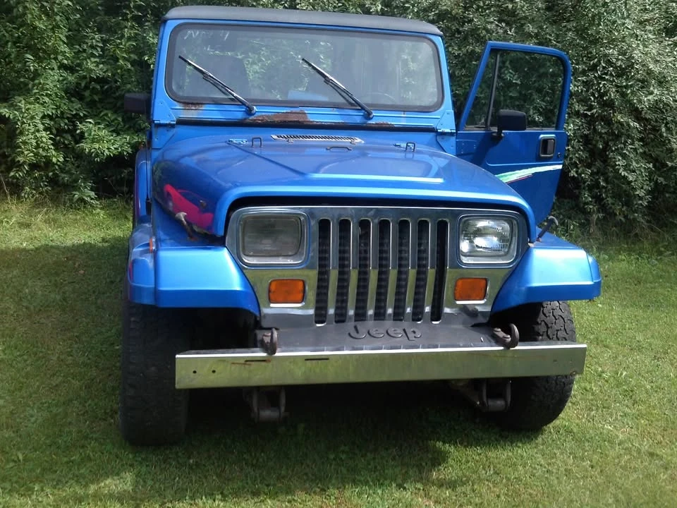 1993 Jeep YJ Wrangler - Image 5 of 7