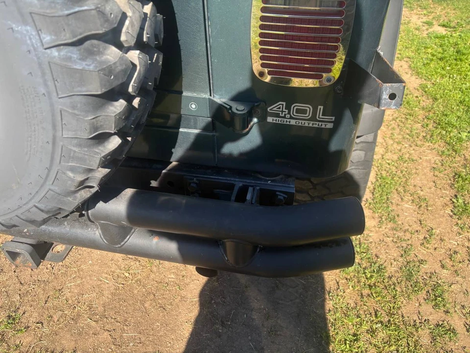 1993 Jeep YJ Wrangler - Image 5 of 12