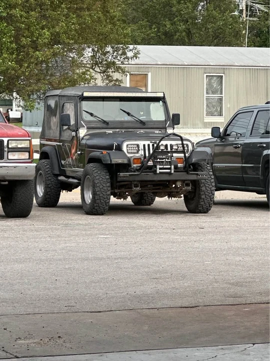 1993 Jeep YJ Wrangler - Image 4 of 6