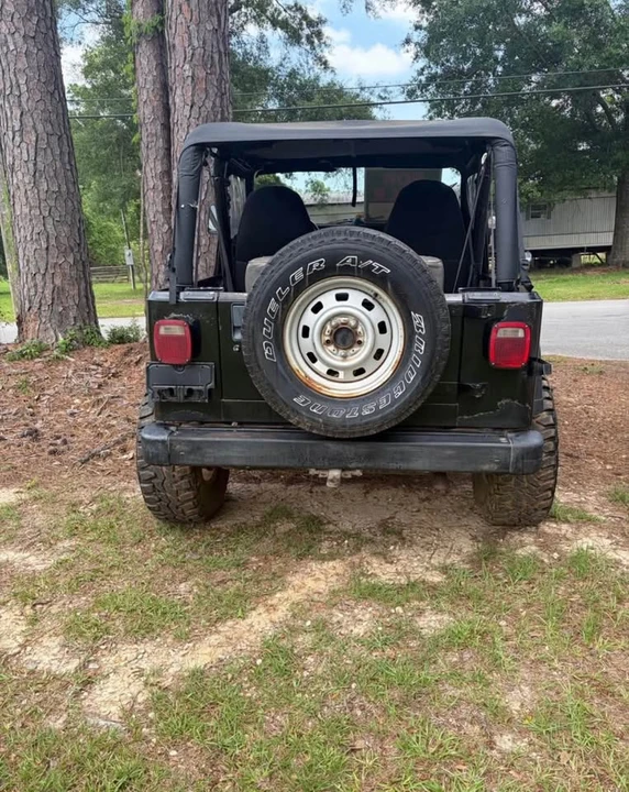 1993 Jeep YJ Wrangler - Image 3 of 4