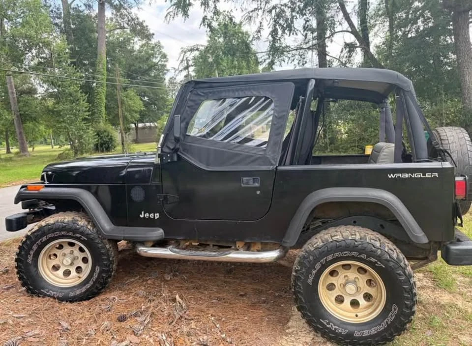 1993 Jeep YJ Wrangler - Image 2 of 4