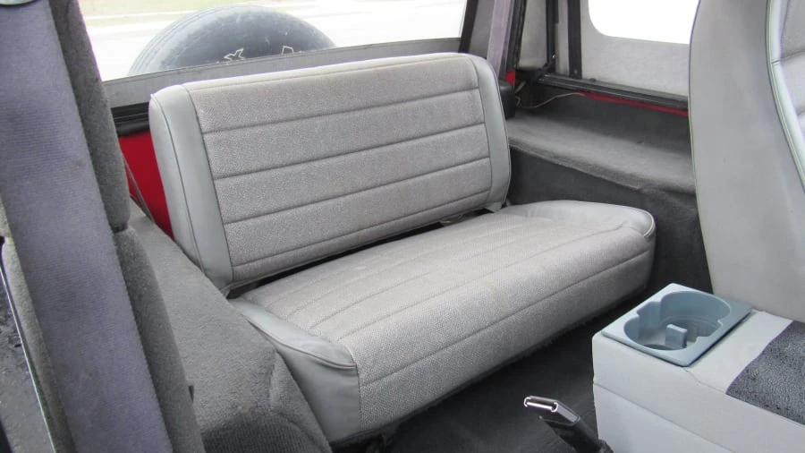 1993 Jeep YJ Wrangler - Image 6 of 6