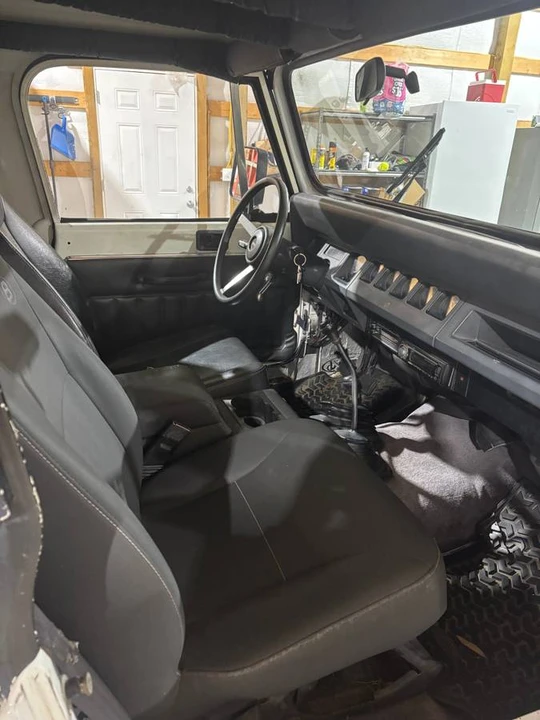 1993 Jeep YJ Wrangler - Image 7 of 9