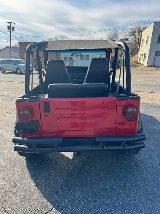 1993 Jeep YJ Wrangler - Image 4 of 14