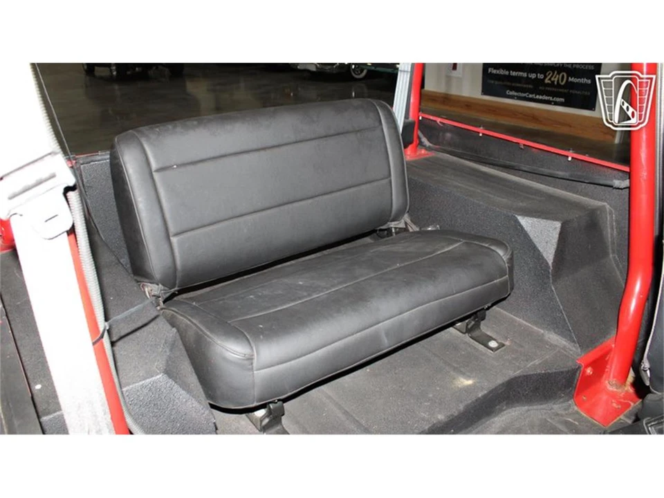 1993 Jeep YJ Wrangler - Image 4 of 31