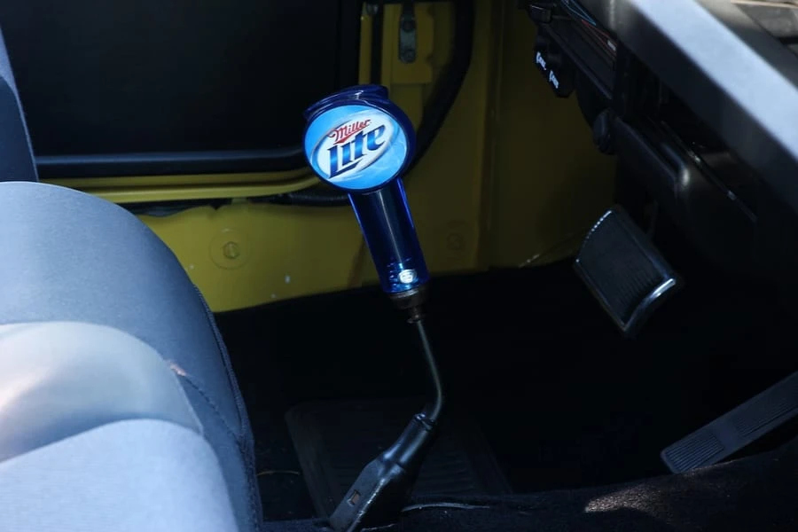 1993 Jeep YJ Wrangler - Image 11 of 12