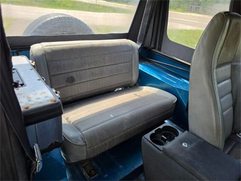 1993 Jeep YJ Wrangler - Image 31 of 31