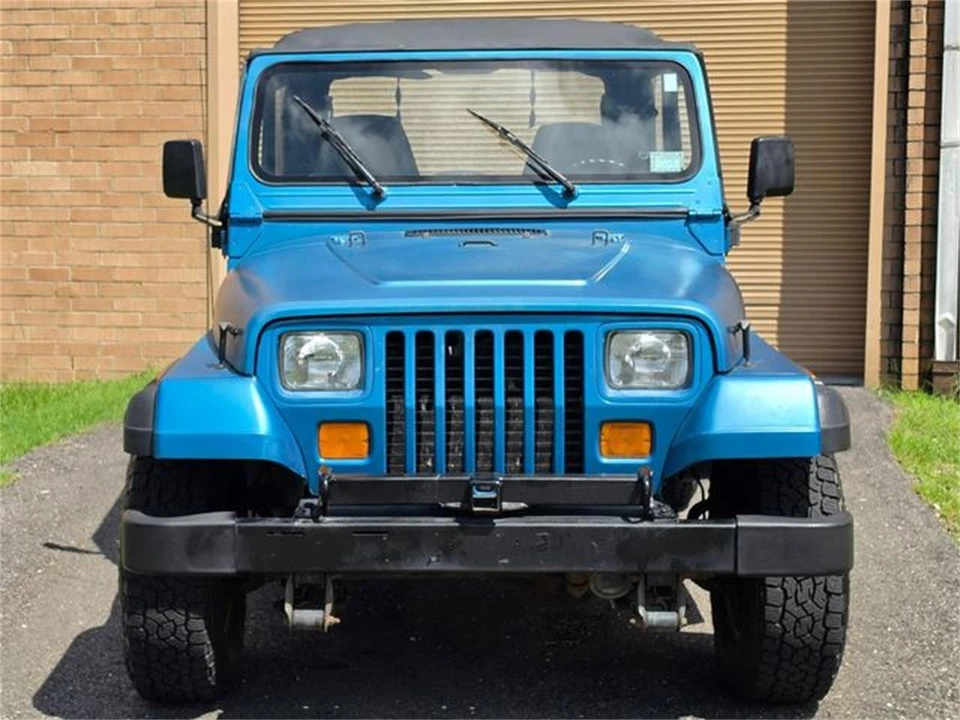 1993 Jeep YJ Wrangler - Image 3 of 31