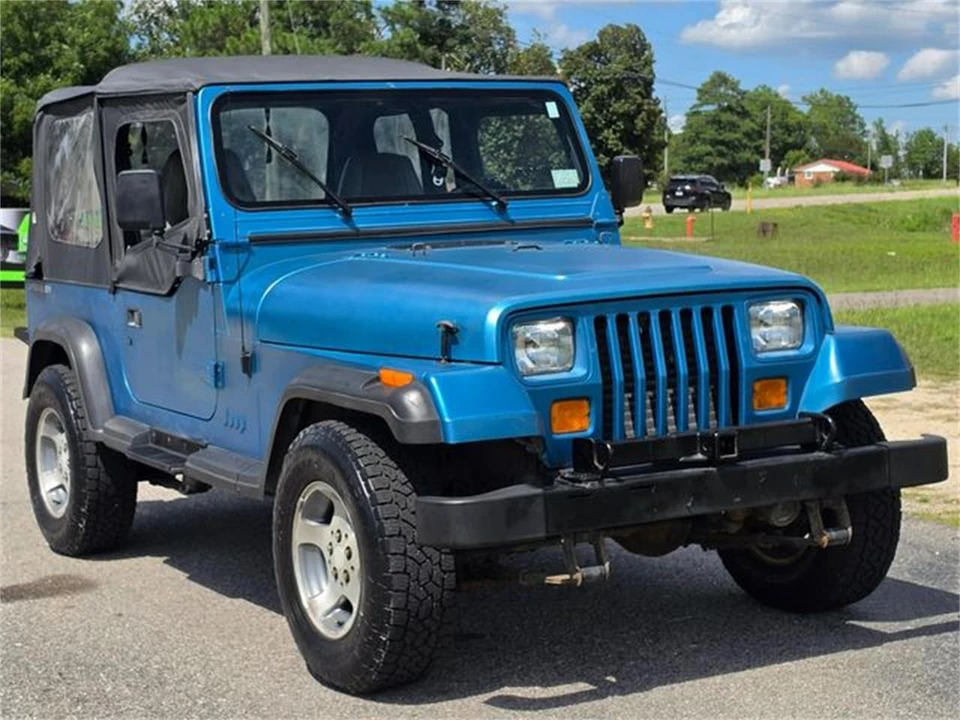 1993 Jeep YJ Wrangler - Image 4 of 31