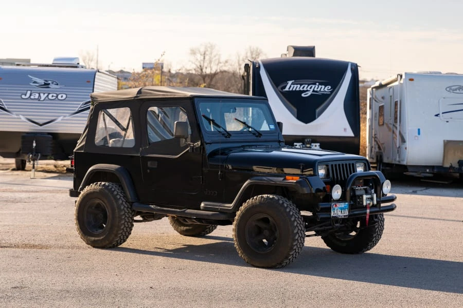 1993 Jeep YJ Wrangler - Image 6 of 31