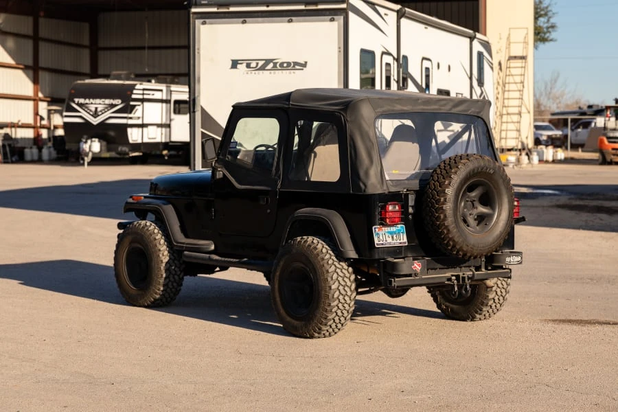 1993 Jeep YJ Wrangler - Image 7 of 31