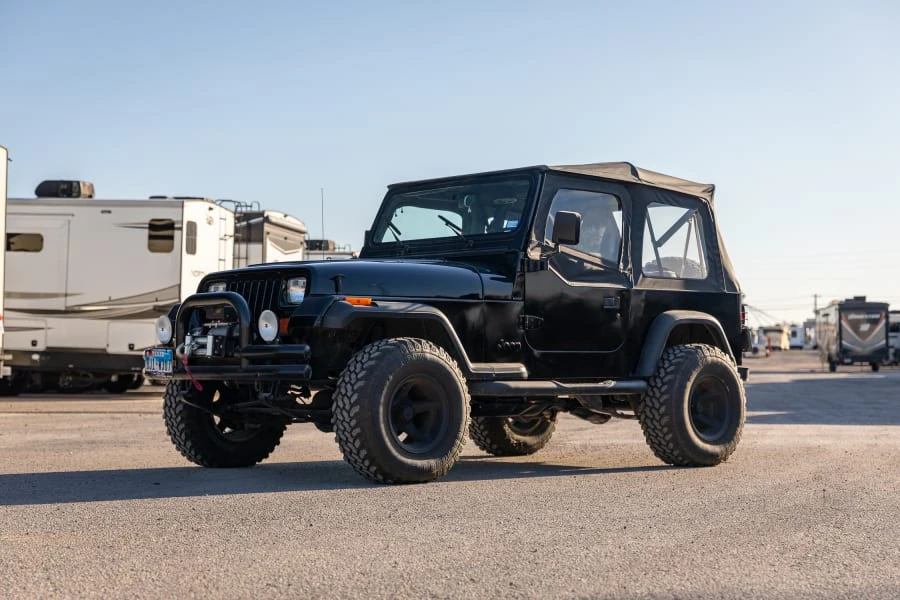 1993 Jeep YJ Wrangler - Image 12 of 31