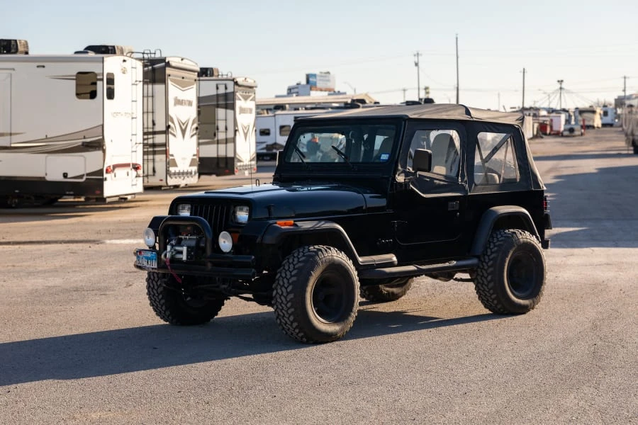 1993 Jeep YJ Wrangler - Image 9 of 31
