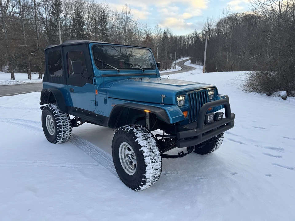 1993 Jeep YJ Wrangler - Image 8 of 21