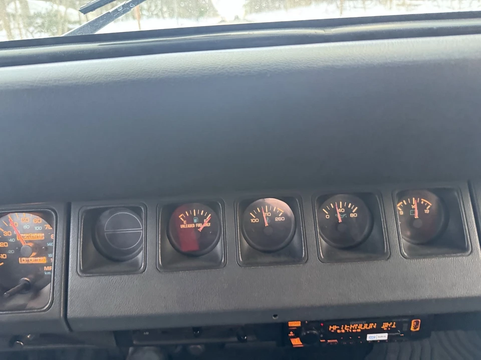 1993 Jeep YJ Wrangler - Image 11 of 21
