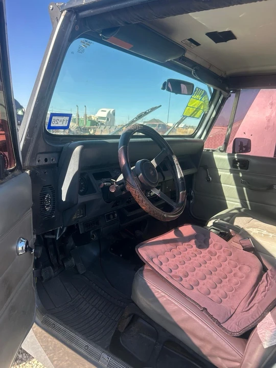 1993 Jeep YJ Wrangler - Image 3 of 7