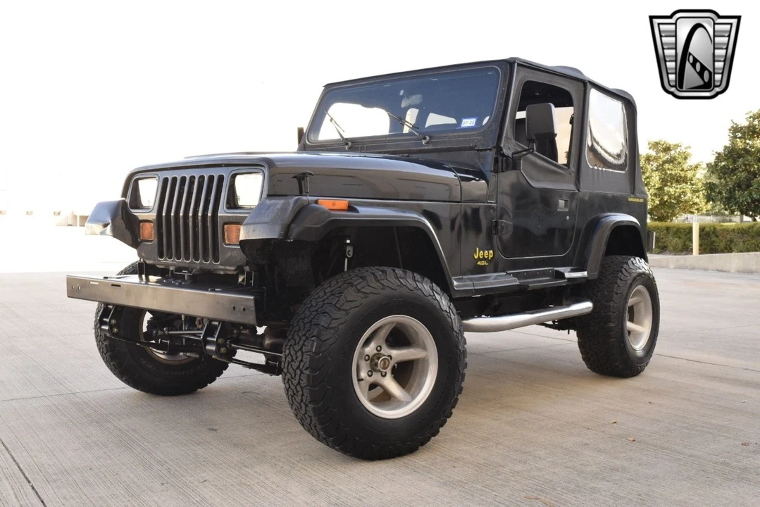 1993 Jeep YJ Wrangler - Image 9 of 12
