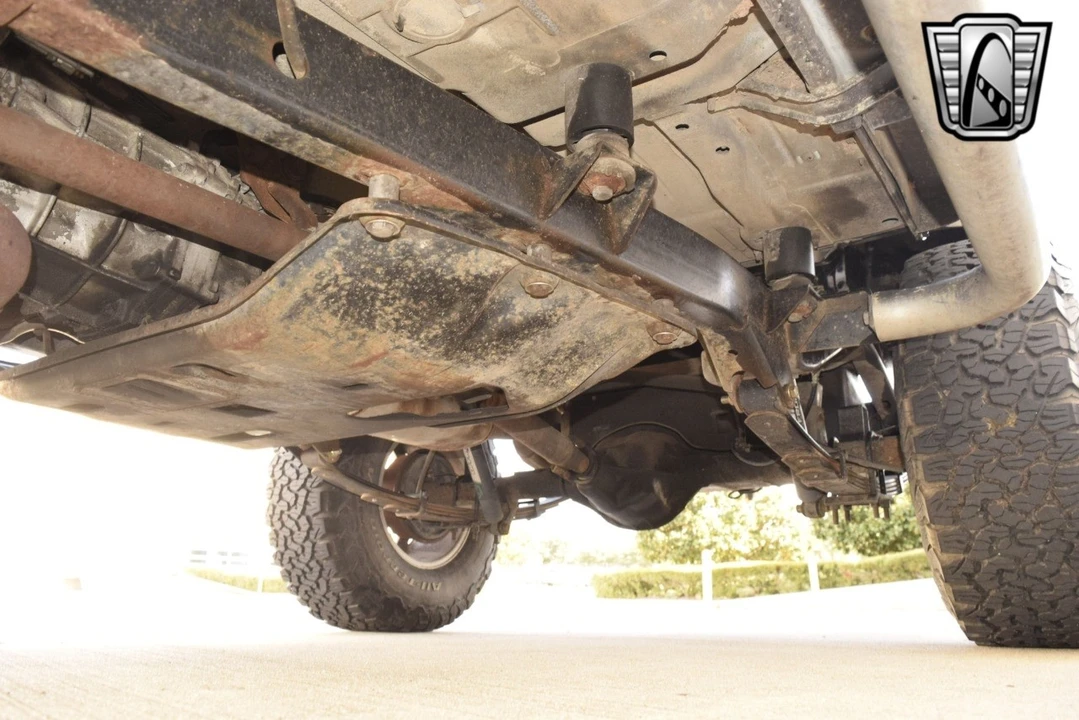1993 Jeep YJ Wrangler - Image 15 of 21