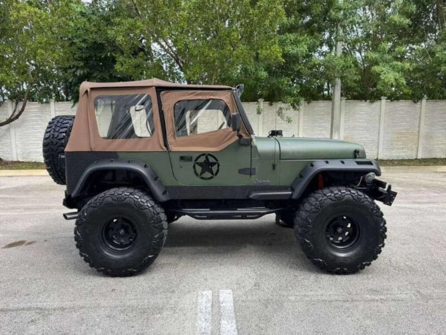 1993 Jeep YJ Wrangler - Image 2 of 31