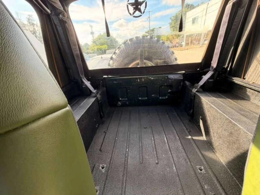 1993 Jeep YJ Wrangler - Image 22 of 31