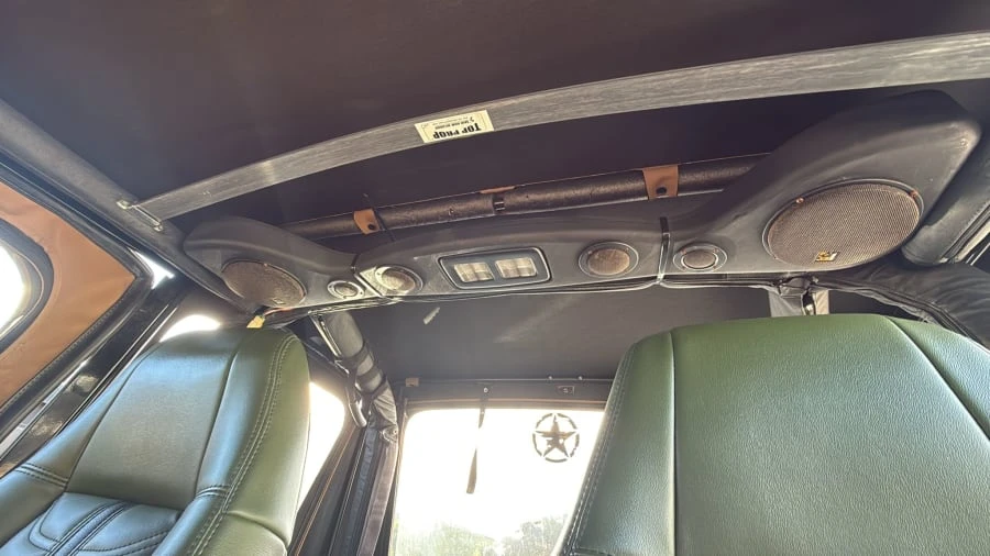 1993 Jeep YJ Wrangler - Image 29 of 31