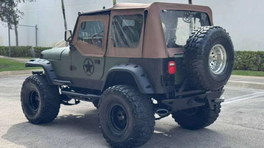 1993 Jeep YJ Wrangler - Image 3 of 31