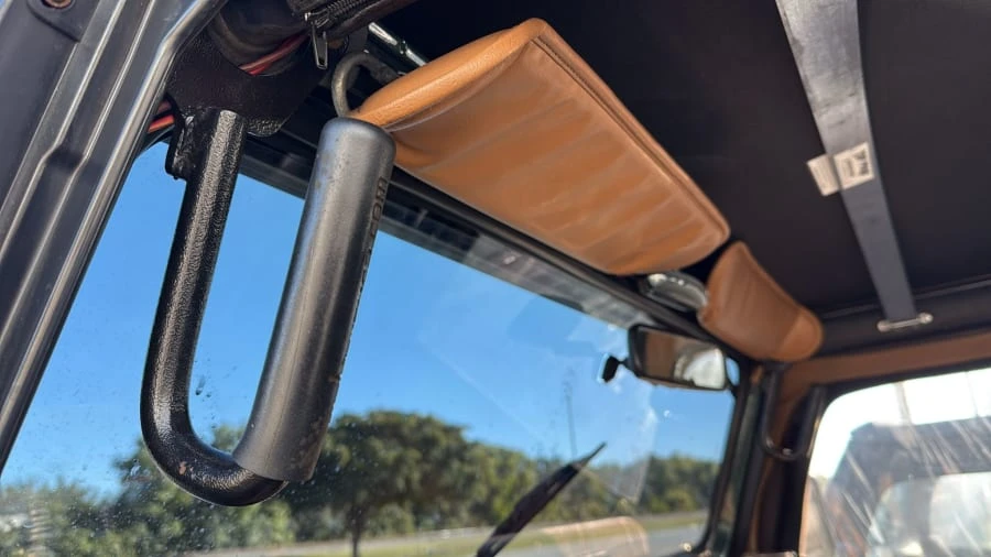 1993 Jeep YJ Wrangler - Image 30 of 31