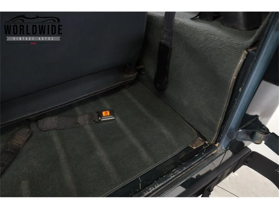 1993 Jeep YJ Wrangler - Image 25 of 31