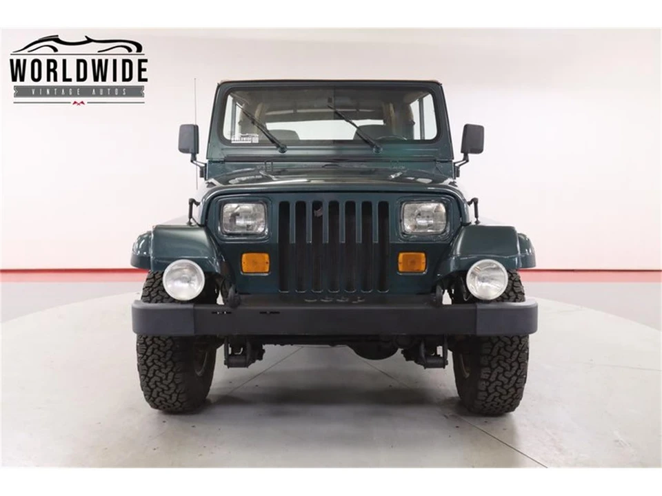 1993 Jeep YJ Wrangler - Image 19 of 31