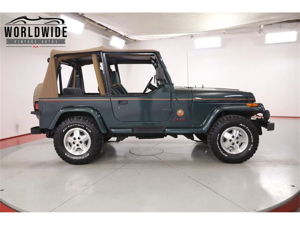 1993 Jeep YJ Wrangler - Image 4 of 31