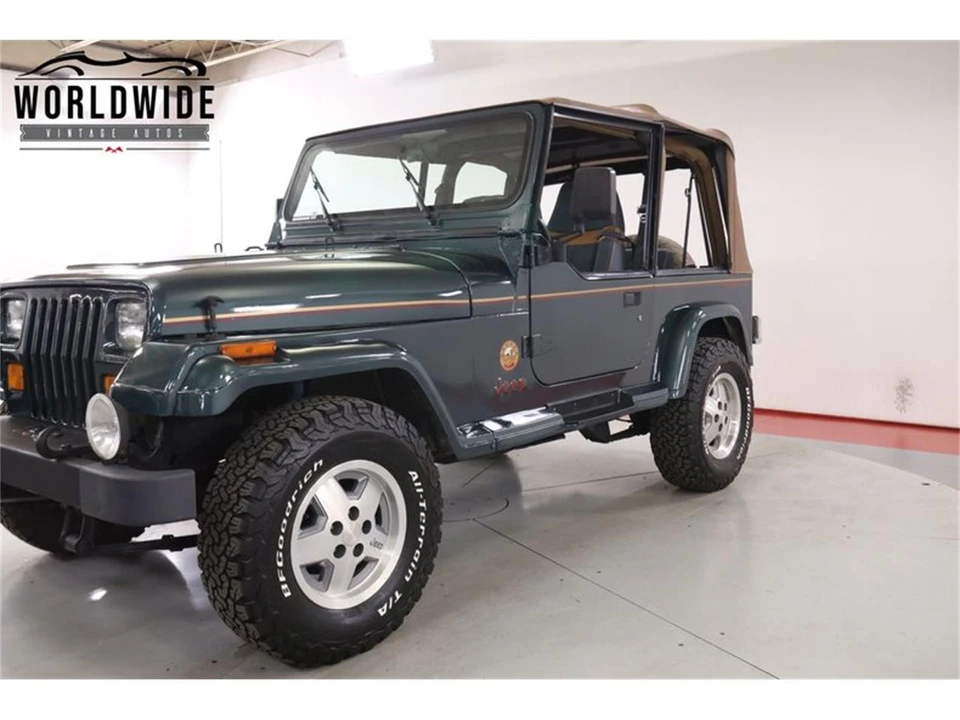 1993 Jeep YJ Wrangler - Image 17 of 31