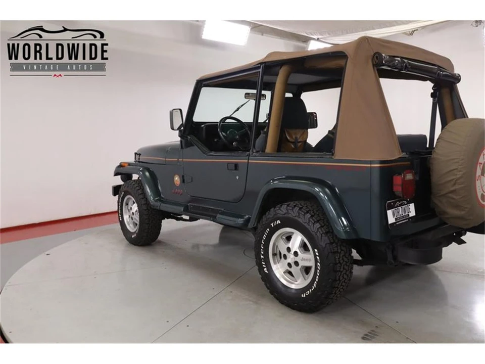 1993 Jeep YJ Wrangler - Image 26 of 31