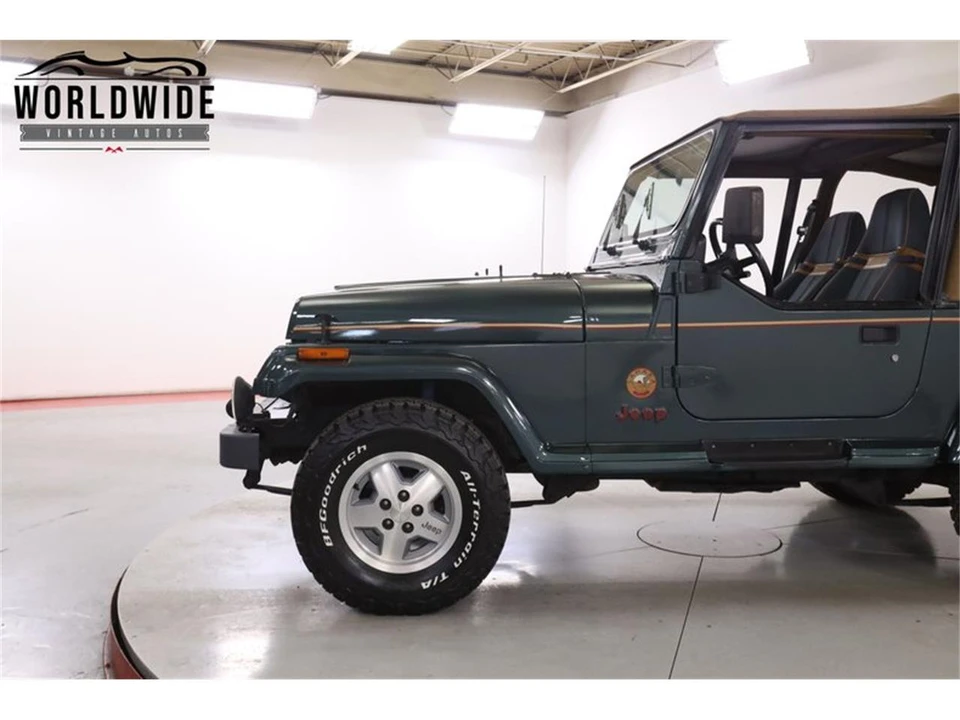 1993 Jeep YJ Wrangler - Image 11 of 31