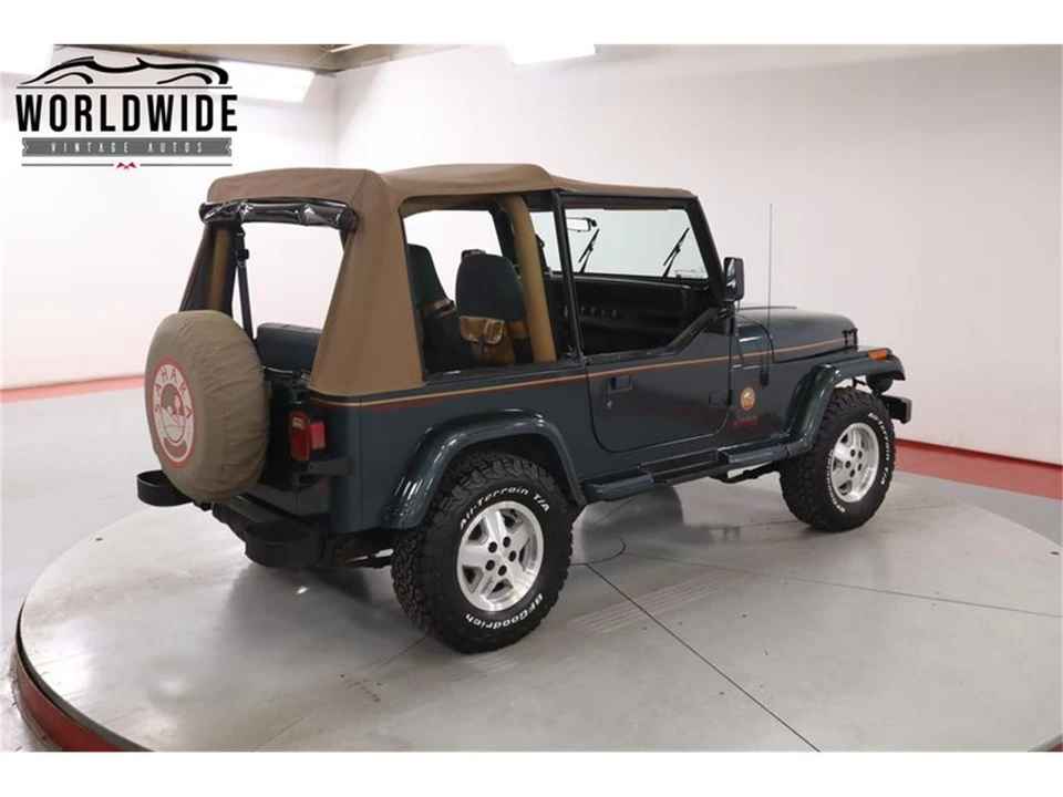 1993 Jeep YJ Wrangler - Image 6 of 31
