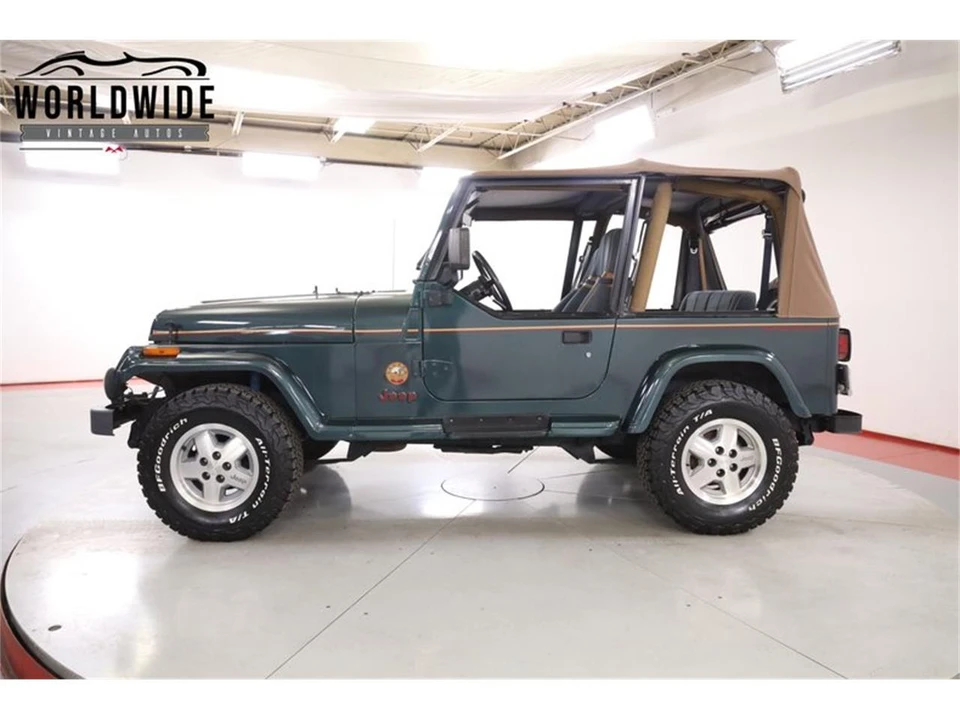1993 Jeep YJ Wrangler - Image 3 of 31