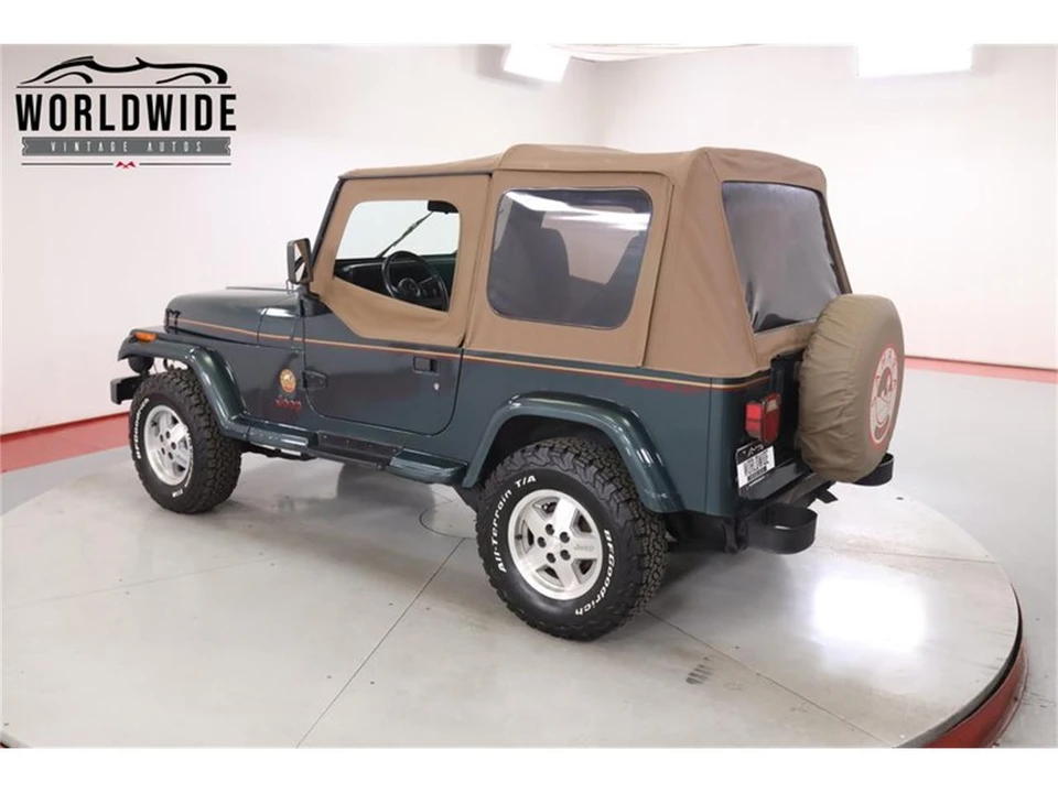 1993 Jeep YJ Wrangler - Image 9 of 31