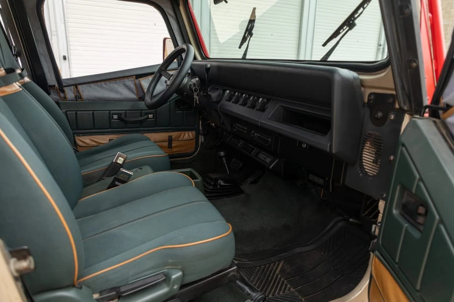 1993 Jeep YJ Wrangler - Image 17 of 27