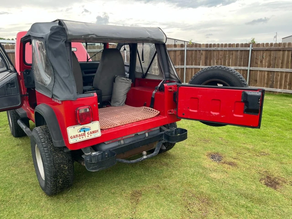 1993 Jeep YJ Wrangler - Image 19 of 21