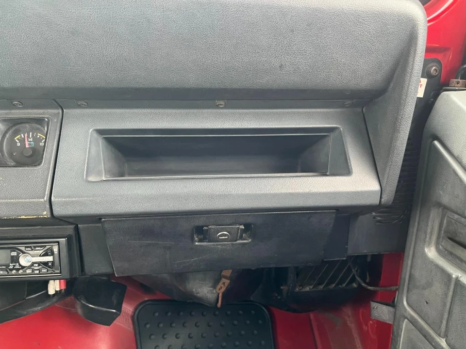 1993 Jeep YJ Wrangler - Image 16 of 21