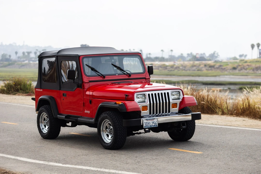 1993 Jeep YJ Wrangler - Image 8 of 31