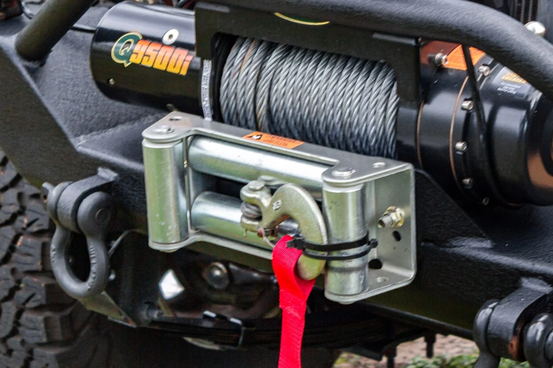 1993 Jeep YJ Wrangler - Image 25 of 31